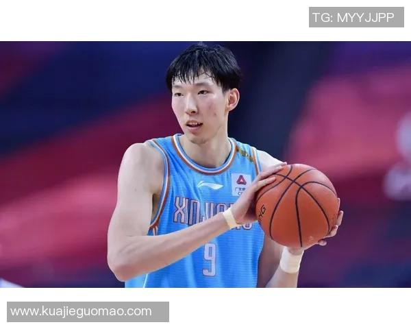 周琦如外援般表现出色砍下23分13板并抢下7个前场板 周琦如外援般表现出色砍下23分13板并抢下7个前场板
